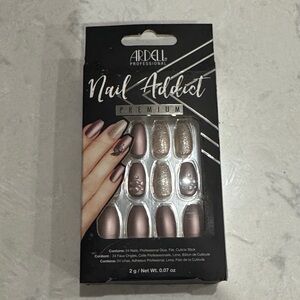 Ardell Nail Addict Premium Press-On Nails - Rose Gold and Silver
